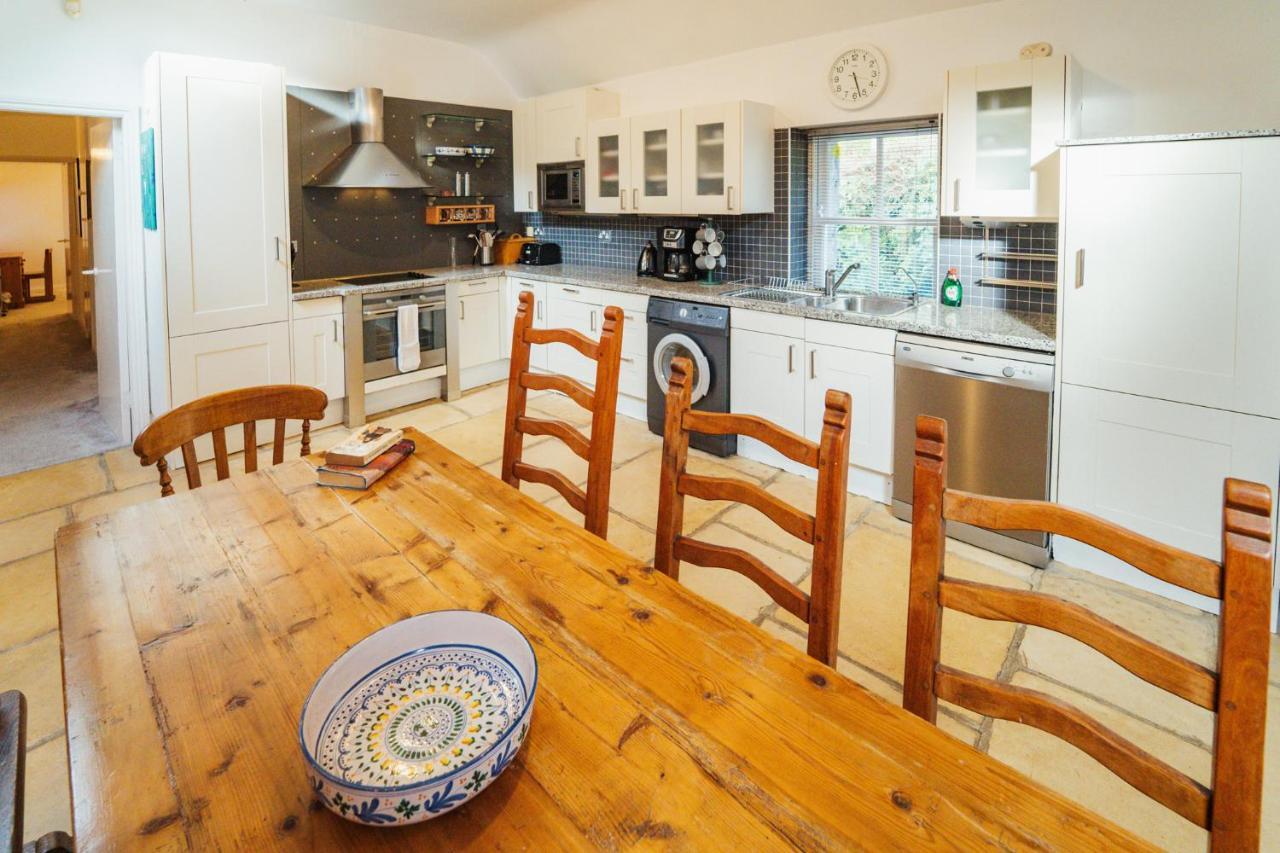 Delphi Lodge Cottages Leenaun Εξωτερικό φωτογραφία